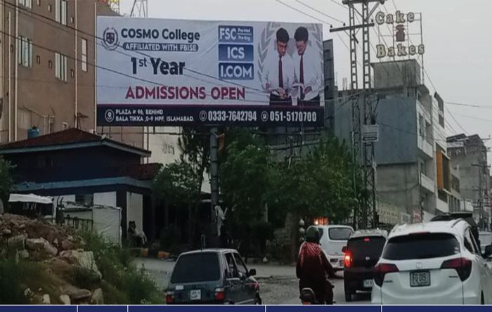 Installation &ndash; VisionMax LED display installation
